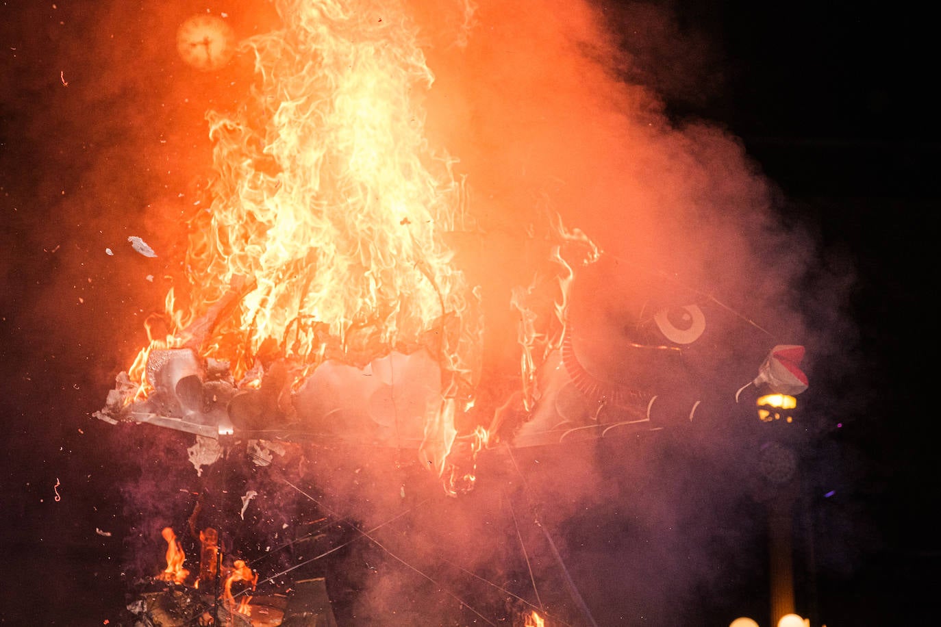 Las mejores imágenes del entierro de la sardina de Donostia