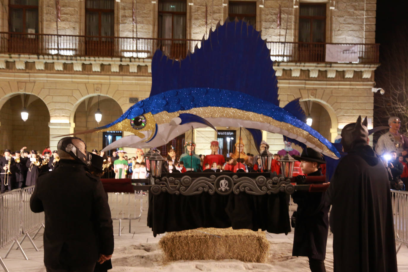 El entierro de la sardina de Irun, en imágenes