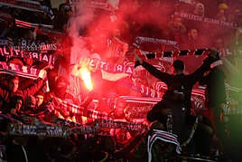 Ultras del PSG en el Parque de los Príncipes.