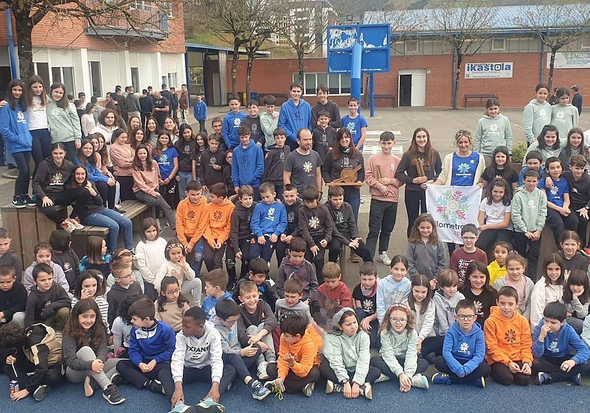 Atzo egin zuten aurkezpena Azpeitiko Ikastola Ikasberrin eta haurren inplikazioa izan zuen ekitaldiak.