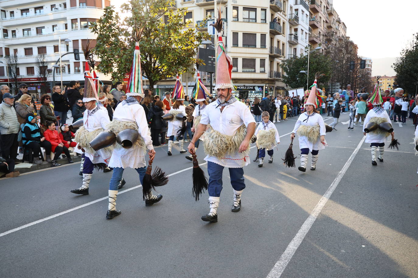 El Carnaval vuelve a brillar en Irun
