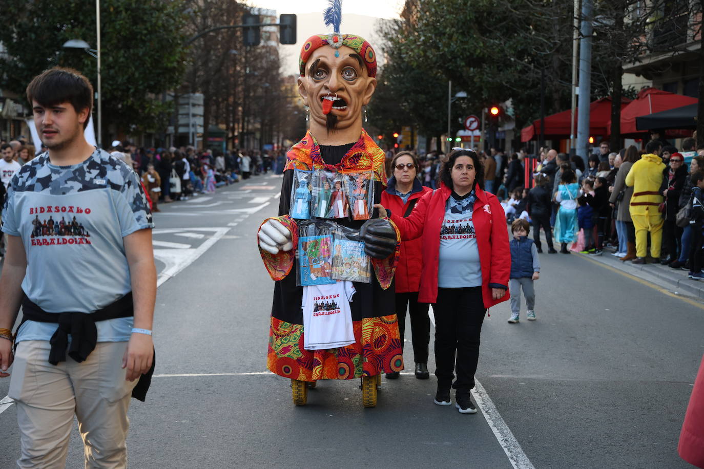 El Carnaval vuelve a brillar en Irun