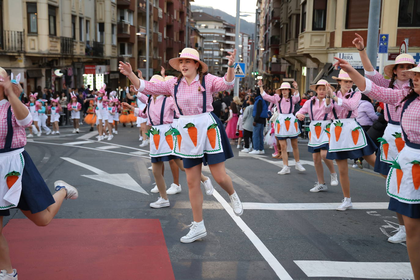 El Carnaval vuelve a brillar en Irun