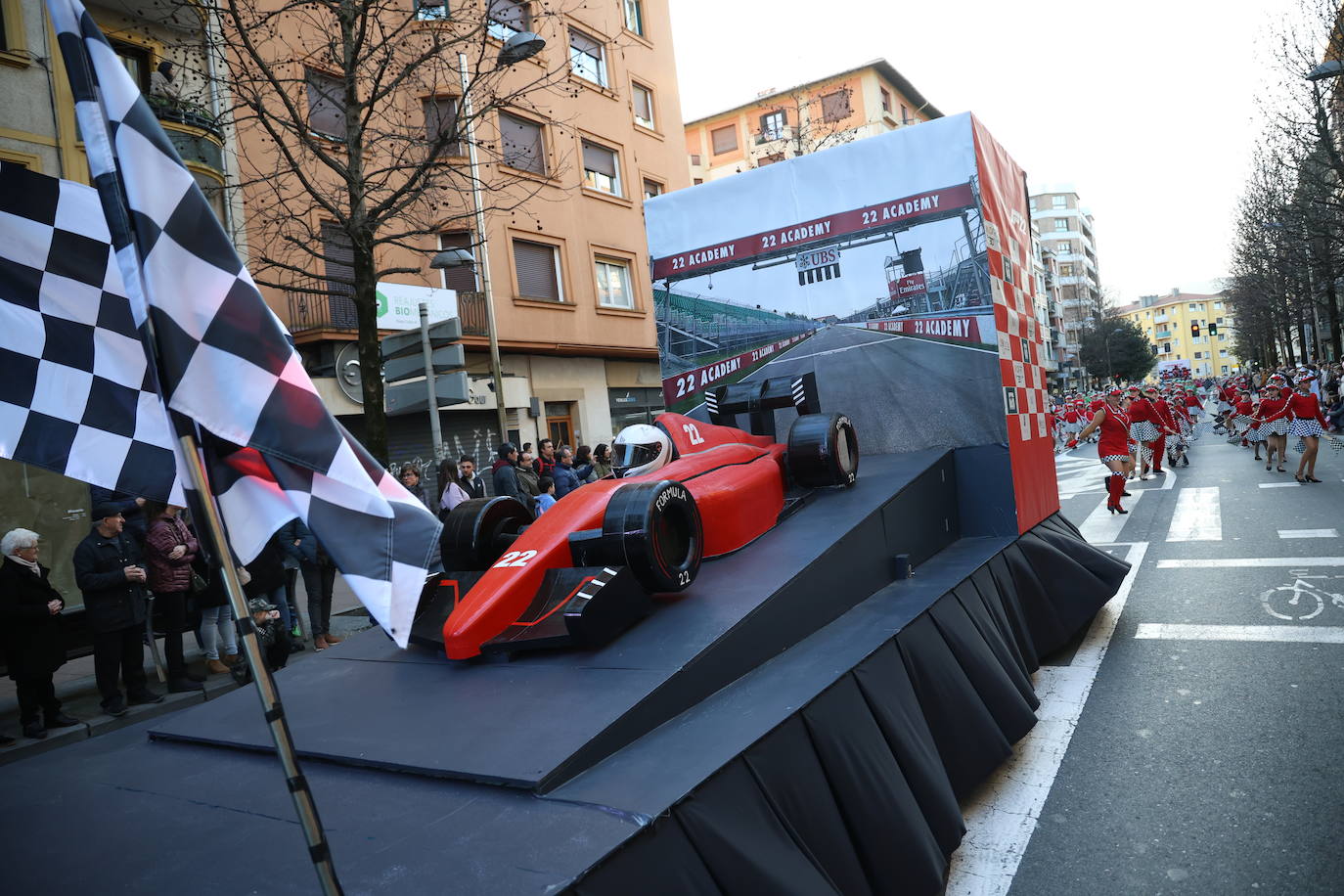 El Carnaval vuelve a brillar en Irun