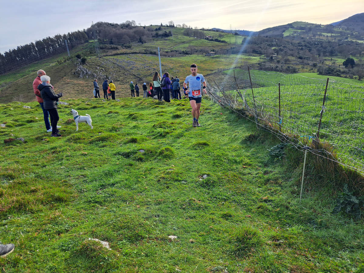 Iraitz Legorburu eta Oihana Zubillaga nagusi Zaldei bidea lasterketan