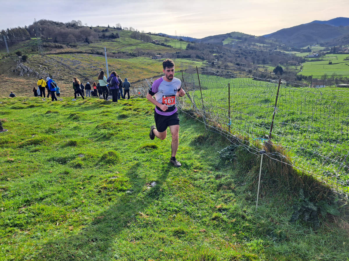 Iraitz Legorburu eta Oihana Zubillaga nagusi Zaldei bidea lasterketan