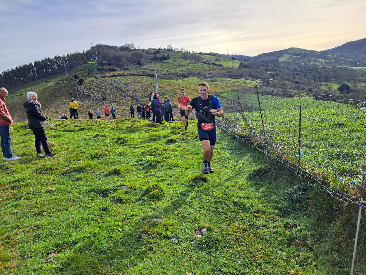 Iraitz Legorburu eta Oihana Zubillaga nagusi Zaldei bidea lasterketan