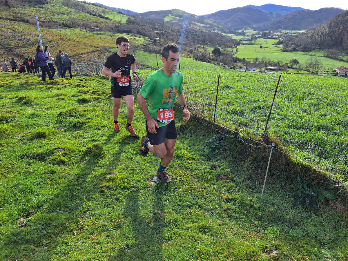 Iraitz Legorburu eta Oihana Zubillaga nagusi Zaldei bidea lasterketan