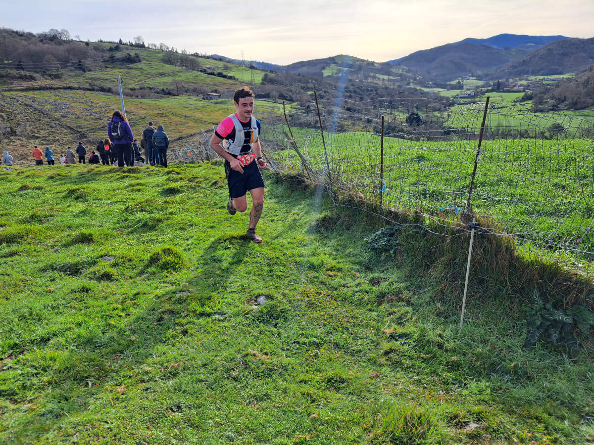 Iraitz Legorburu eta Oihana Zubillaga nagusi Zaldei bidea lasterketan