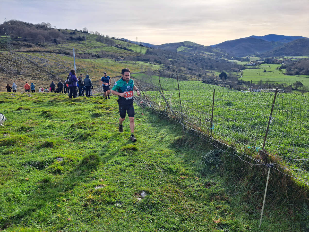 Iraitz Legorburu eta Oihana Zubillaga nagusi Zaldei bidea lasterketan