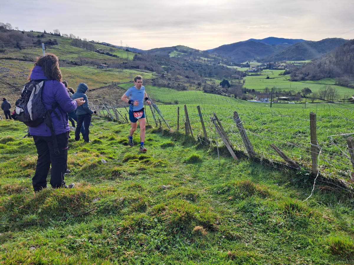 Iraitz Legorburu eta Oihana Zubillaga nagusi Zaldei bidea lasterketan