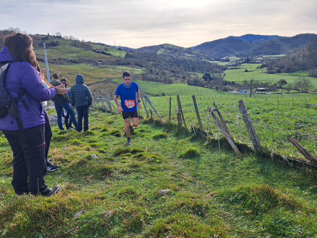Iraitz Legorburu eta Oihana Zubillaga nagusi Zaldei bidea lasterketan