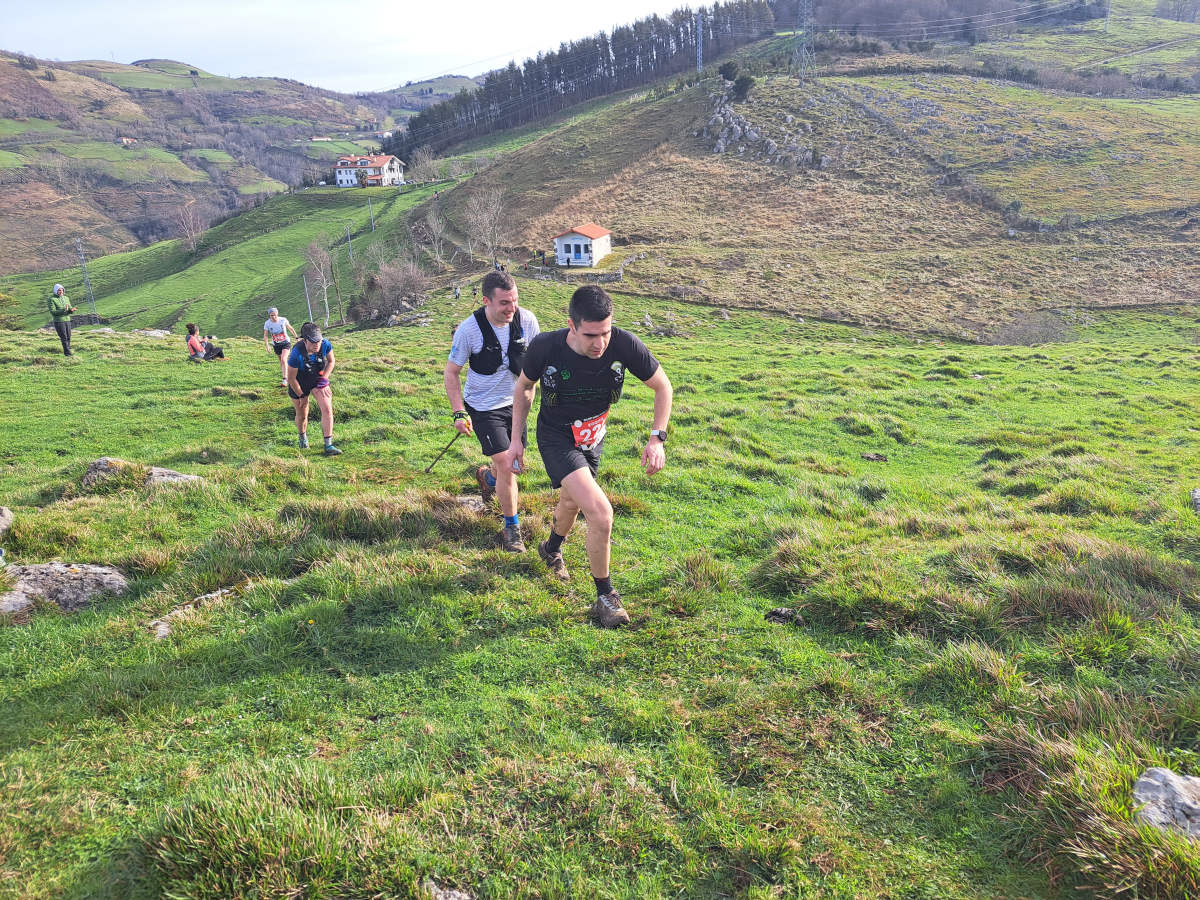 Iraitz Legorburu eta Oihana Zubillaga nagusi Zaldei bidea lasterketan