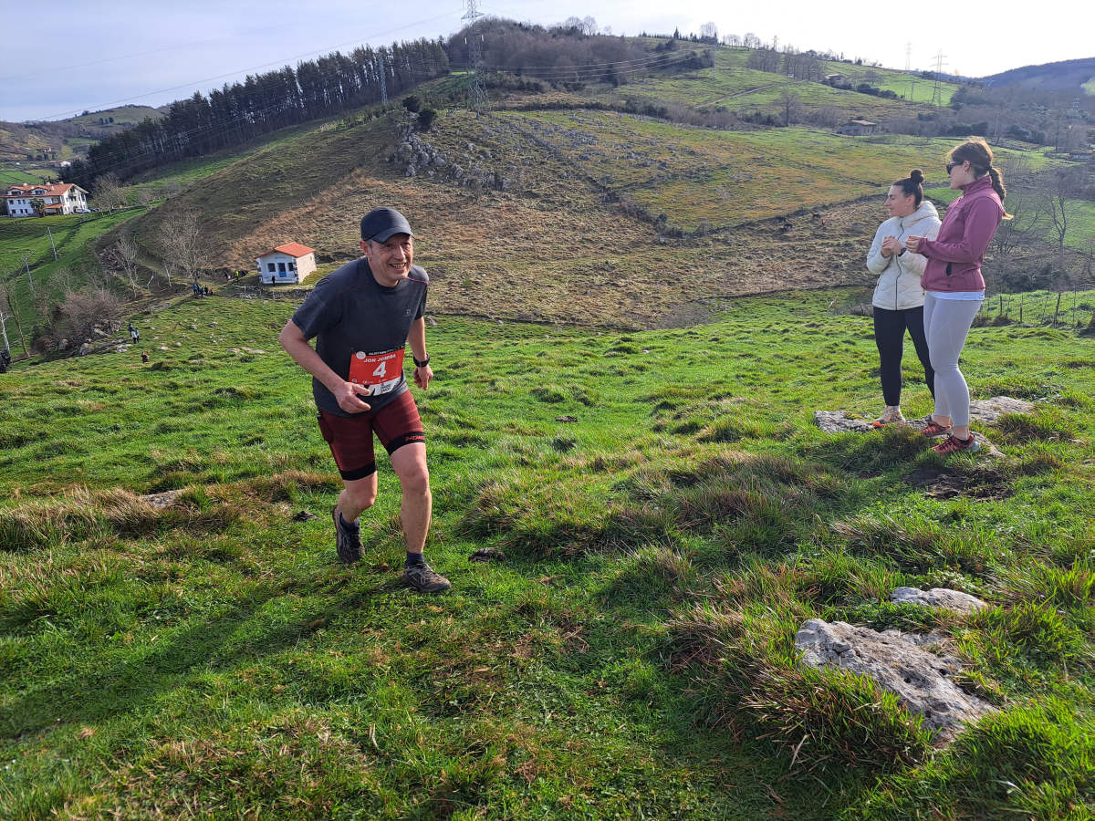 Iraitz Legorburu eta Oihana Zubillaga nagusi Zaldei bidea lasterketan