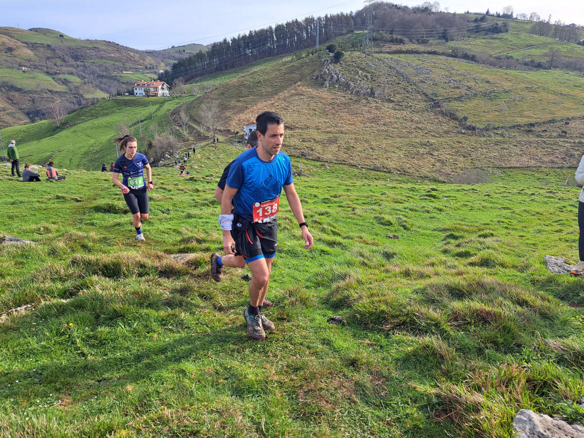 Iraitz Legorburu eta Oihana Zubillaga nagusi Zaldei bidea lasterketan