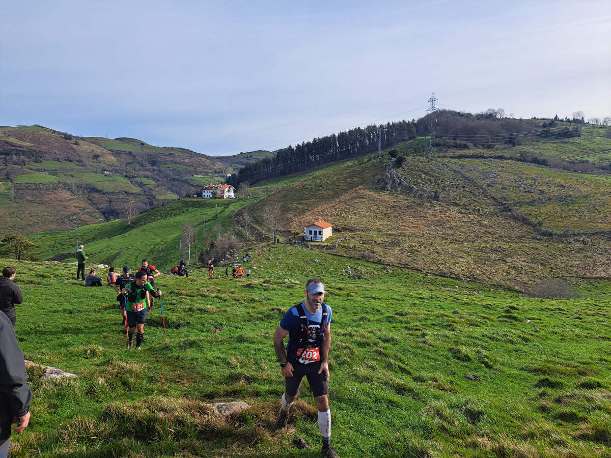 Iraitz Legorburu eta Oihana Zubillaga nagusi Zaldei bidea lasterketan