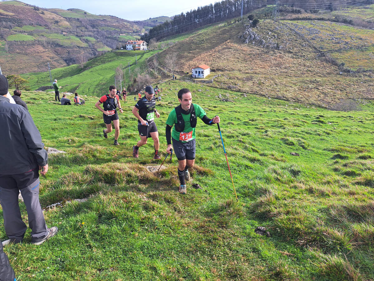 Iraitz Legorburu eta Oihana Zubillaga nagusi Zaldei bidea lasterketan