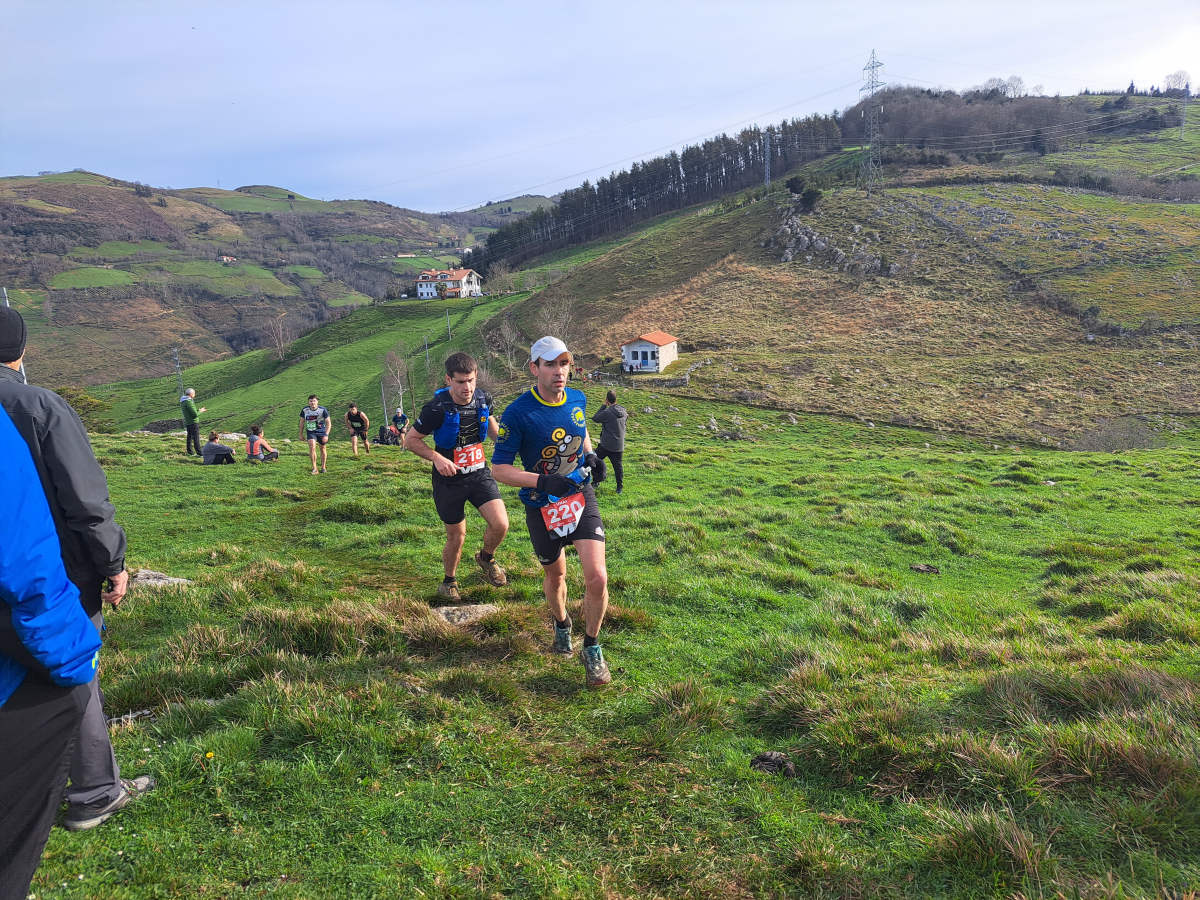 Iraitz Legorburu eta Oihana Zubillaga nagusi Zaldei bidea lasterketan