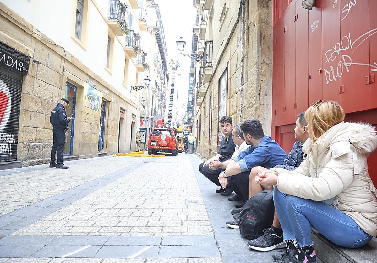 El humo vuelve a activar las alertas en la Parte Vieja