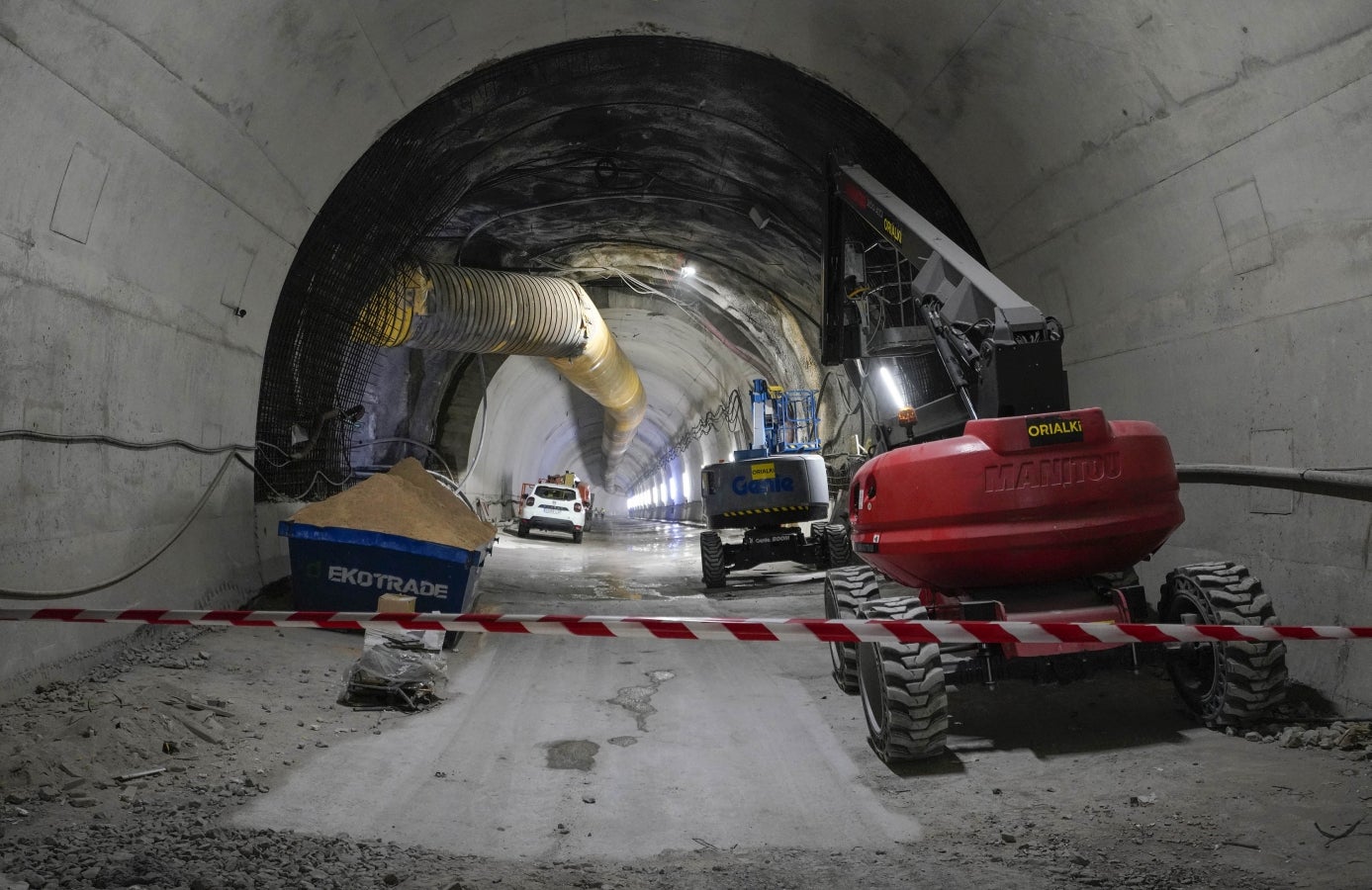 Los dos extremos del túnel del Topo en Donostia se unen bajo el Centro