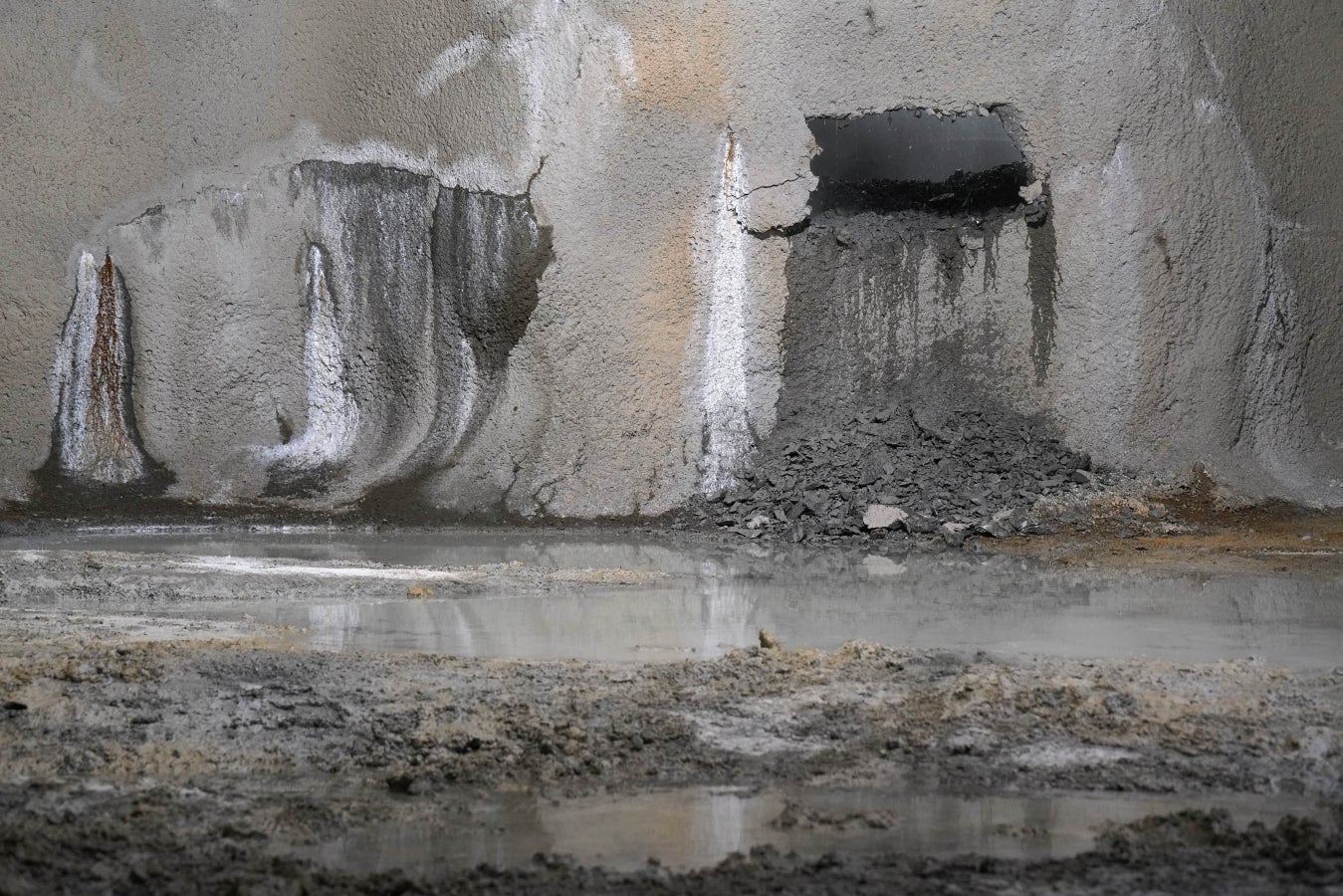 Los dos extremos del túnel del Topo en Donostia se unen bajo el Centro
