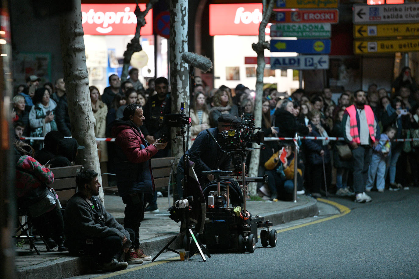 Luces, cámara y acción: Eibar, plató de cine con Dani Rovira como estrella principal