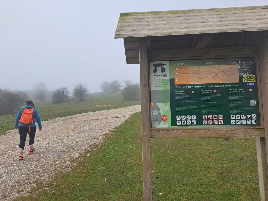 Unas espectaculares vistas desde la cima de Andia