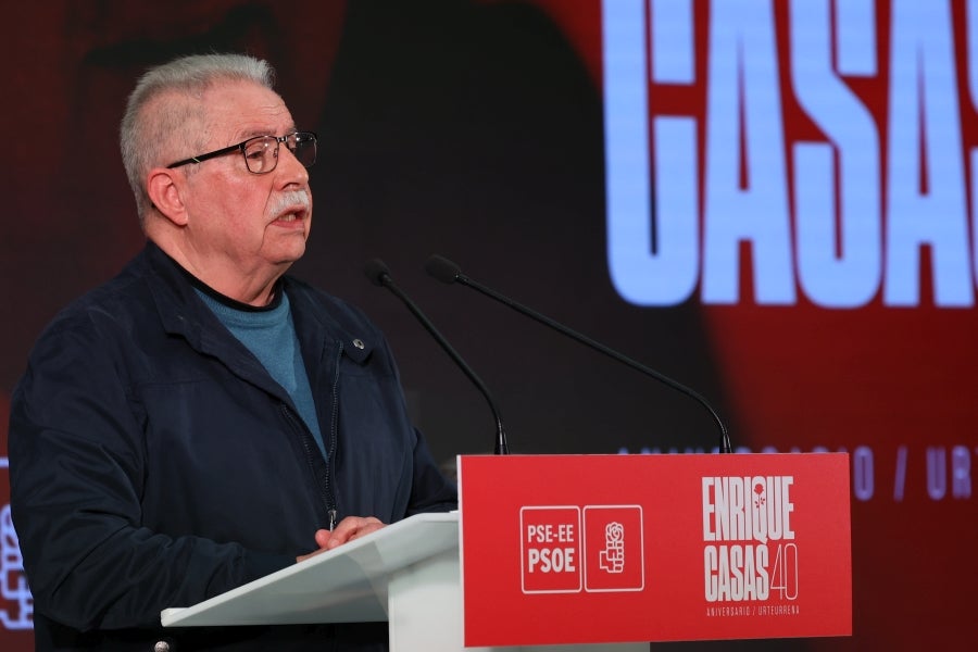 El PSE-EE homenajea a Enrique Casas en el 40 aniversario de su asesinato