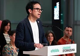 Pello Otxandiano, en un momento del acto celebrado en Vitoria.