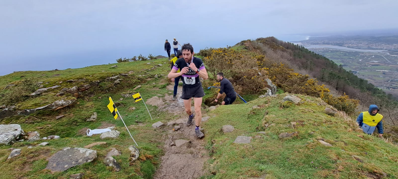 El temporal no puede con la Lezo Jaizkibel