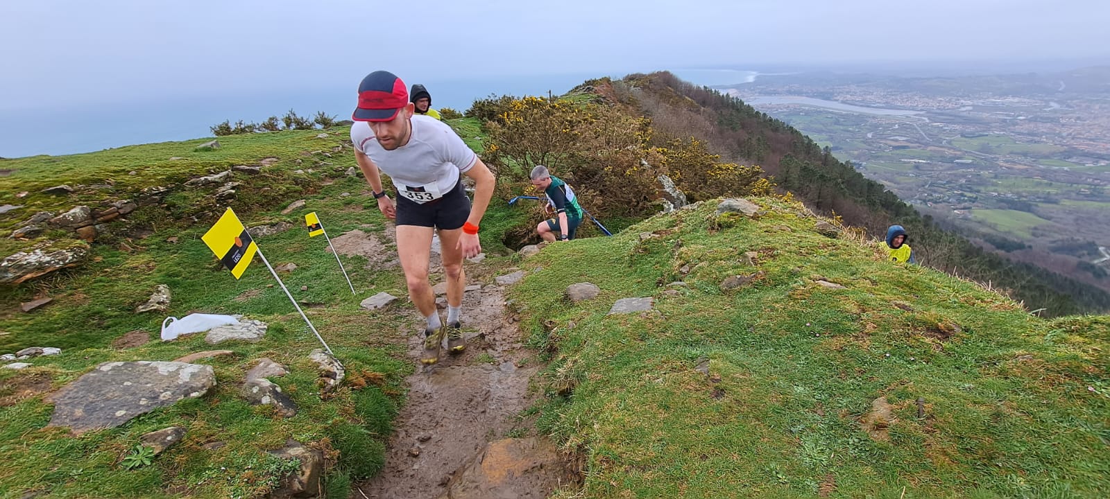 El temporal no puede con la Lezo Jaizkibel