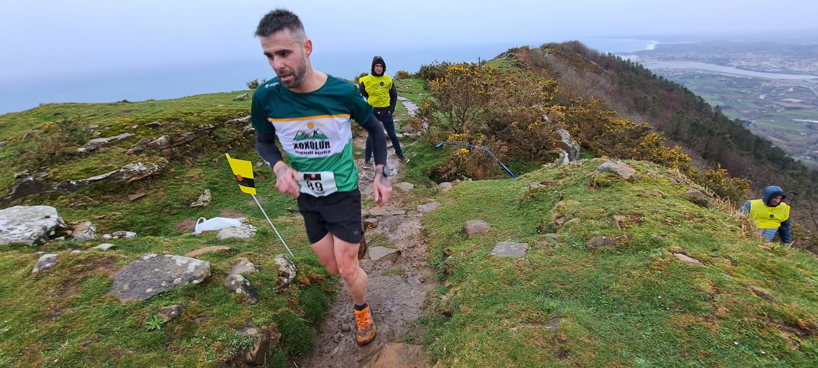 El temporal no puede con la Lezo Jaizkibel