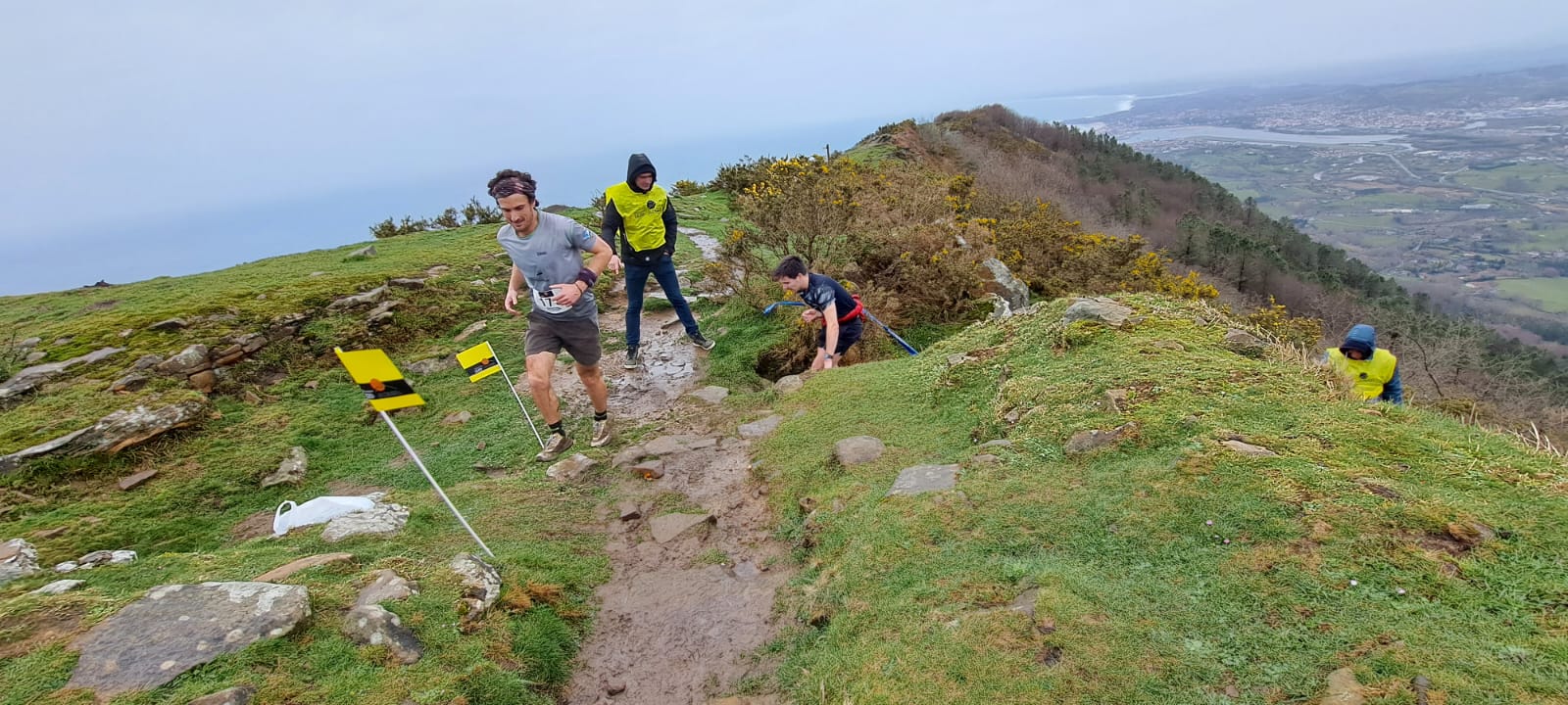 El temporal no puede con la Lezo Jaizkibel