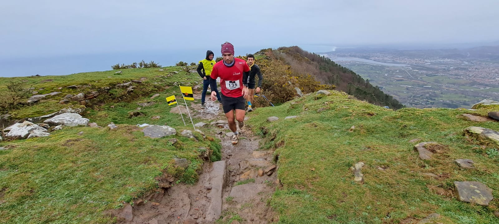 El temporal no puede con la Lezo Jaizkibel