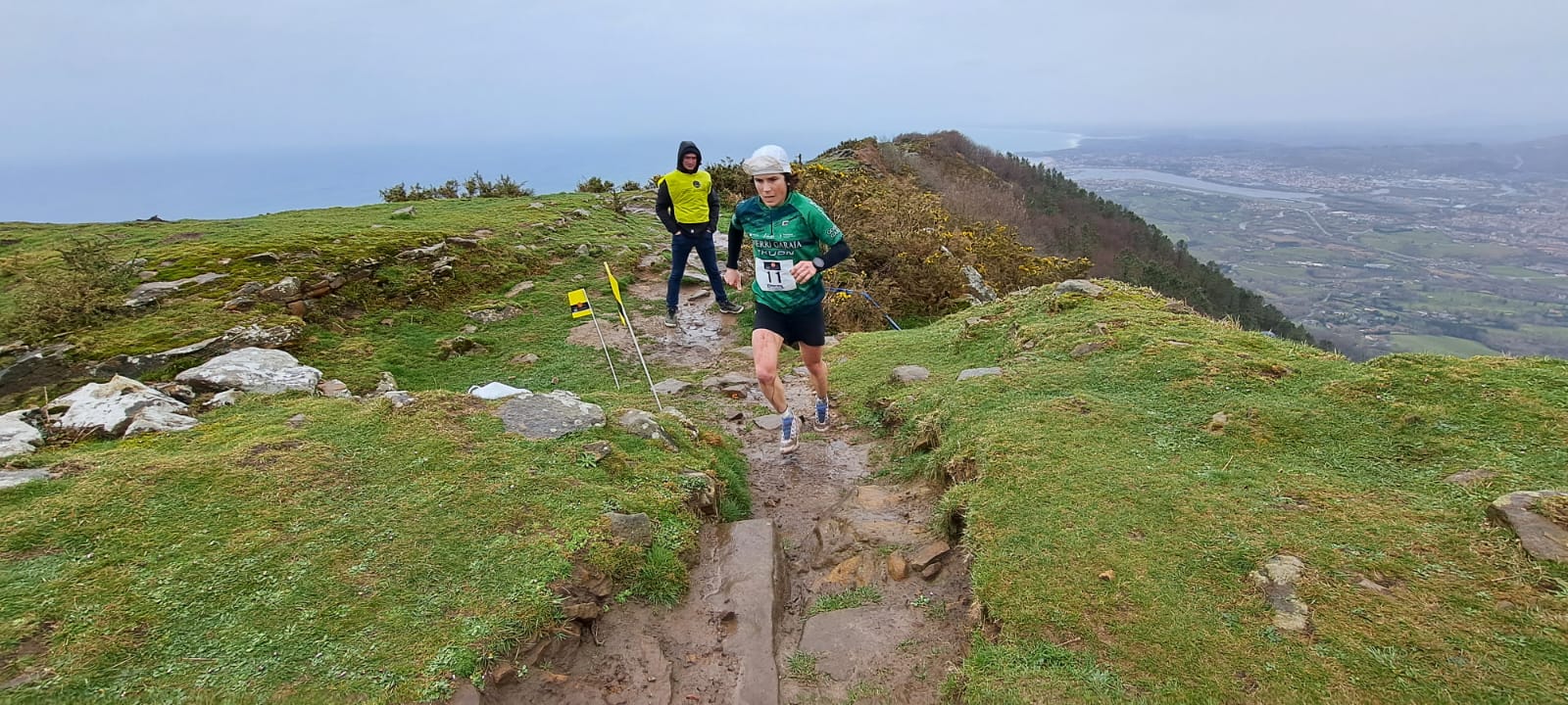 El temporal no puede con la Lezo Jaizkibel