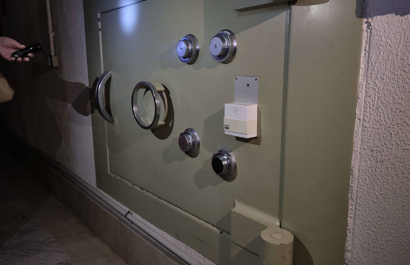 Así estaba la sede del Banco de España en Donostia en 2019