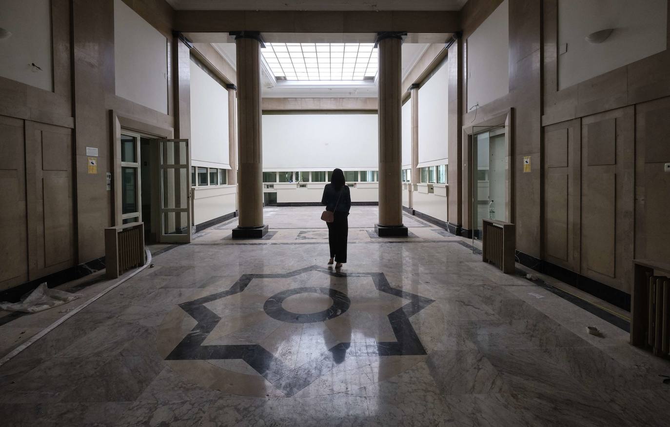 Así estaba la sede del Banco de España en Donostia en 2019