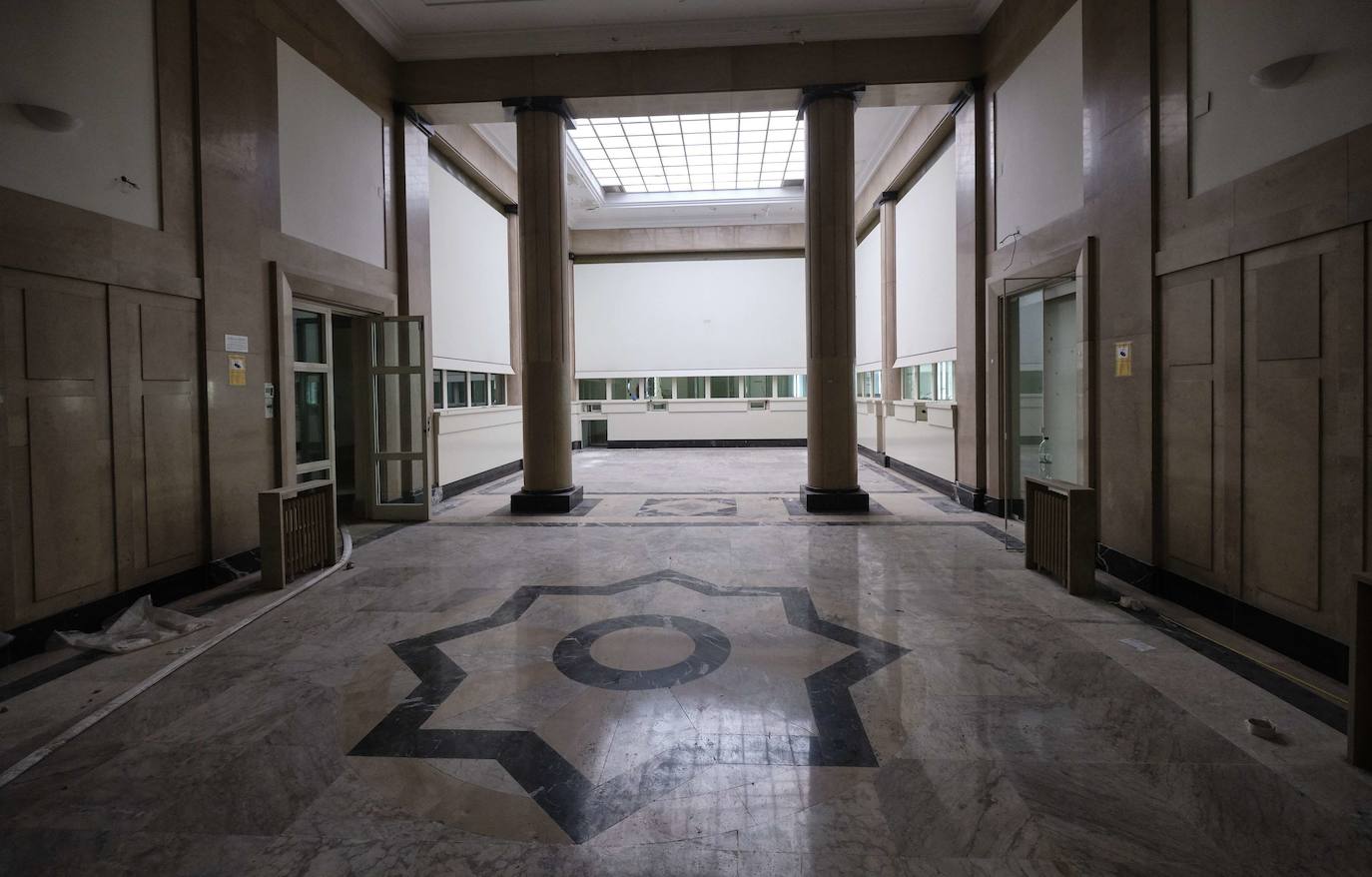 Así estaba la sede del Banco de España en Donostia en 2019