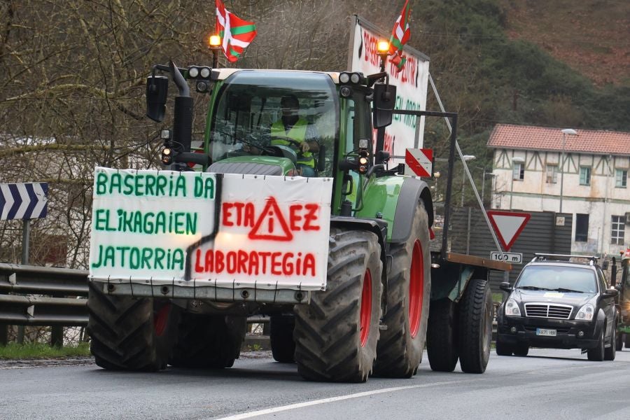 Nueva jornada de protesta de los baserritarras guipuzcoanos