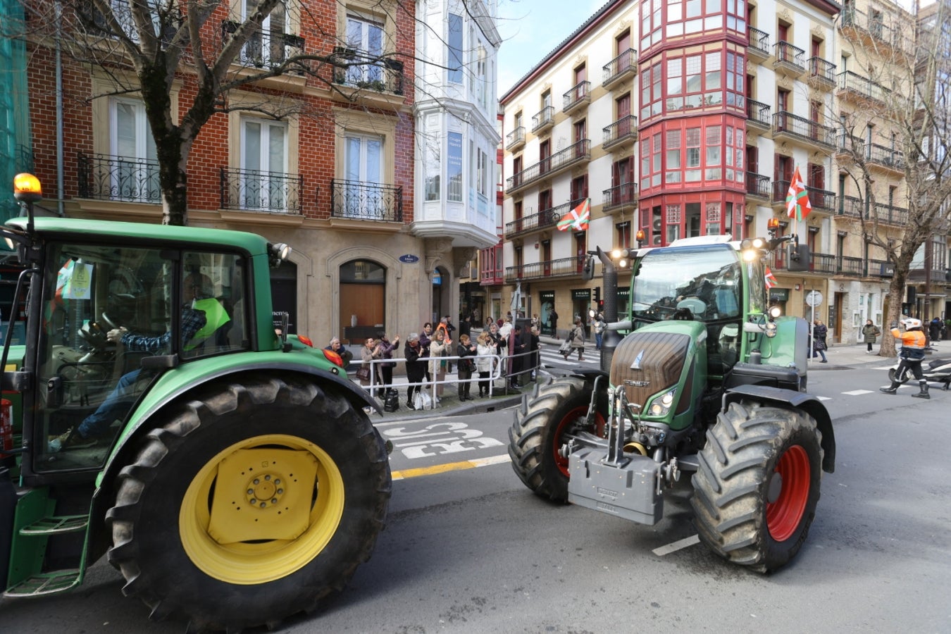Nueva jornada de protesta de los baserritarras guipuzcoanos