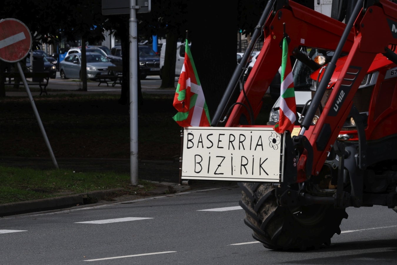 Nueva jornada de protesta de los baserritarras guipuzcoanos