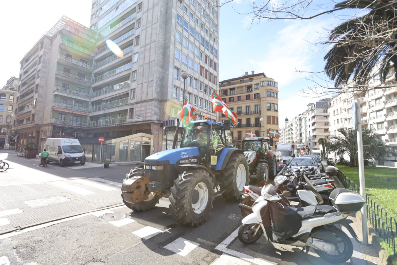 Nueva jornada de protesta de los baserritarras guipuzcoanos