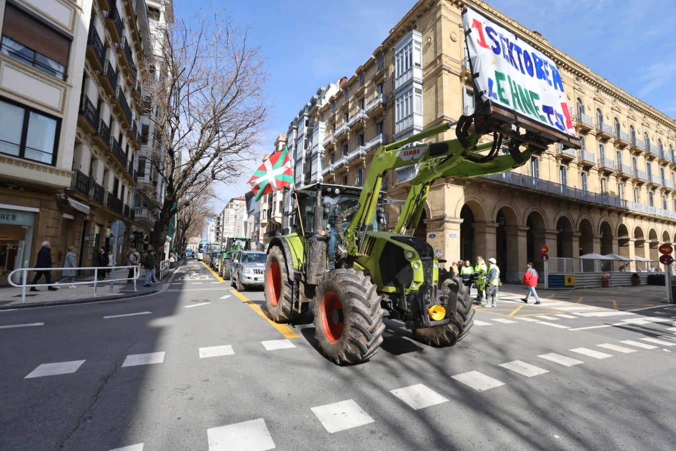 Nueva jornada de protesta de los baserritarras guipuzcoanos