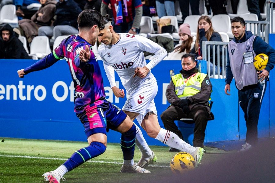 El Eibar se impone en casa del líder