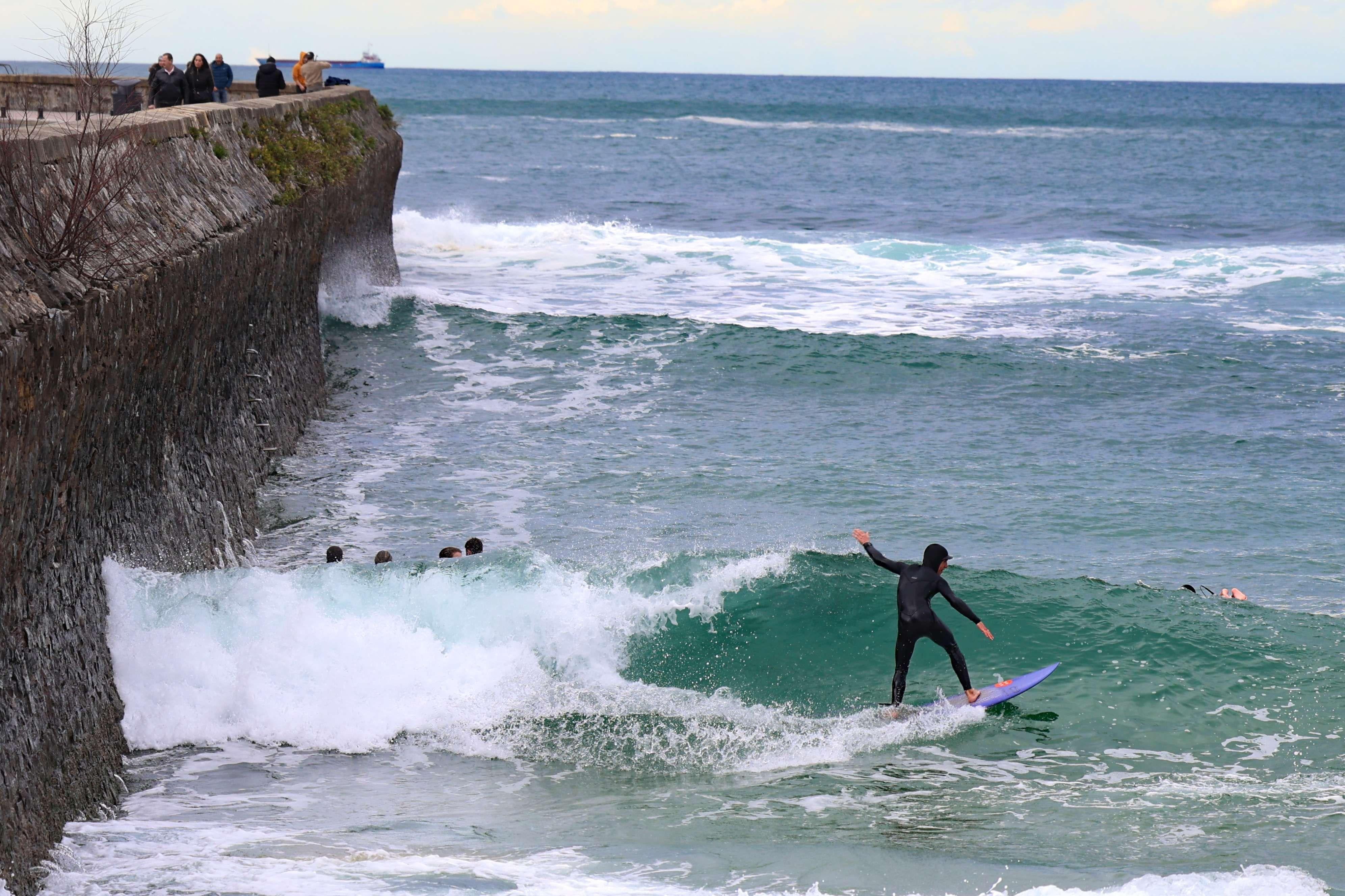 Fin de semana revuelto, marcado por algunos claros, lluvia, viento y ambiente fresco
