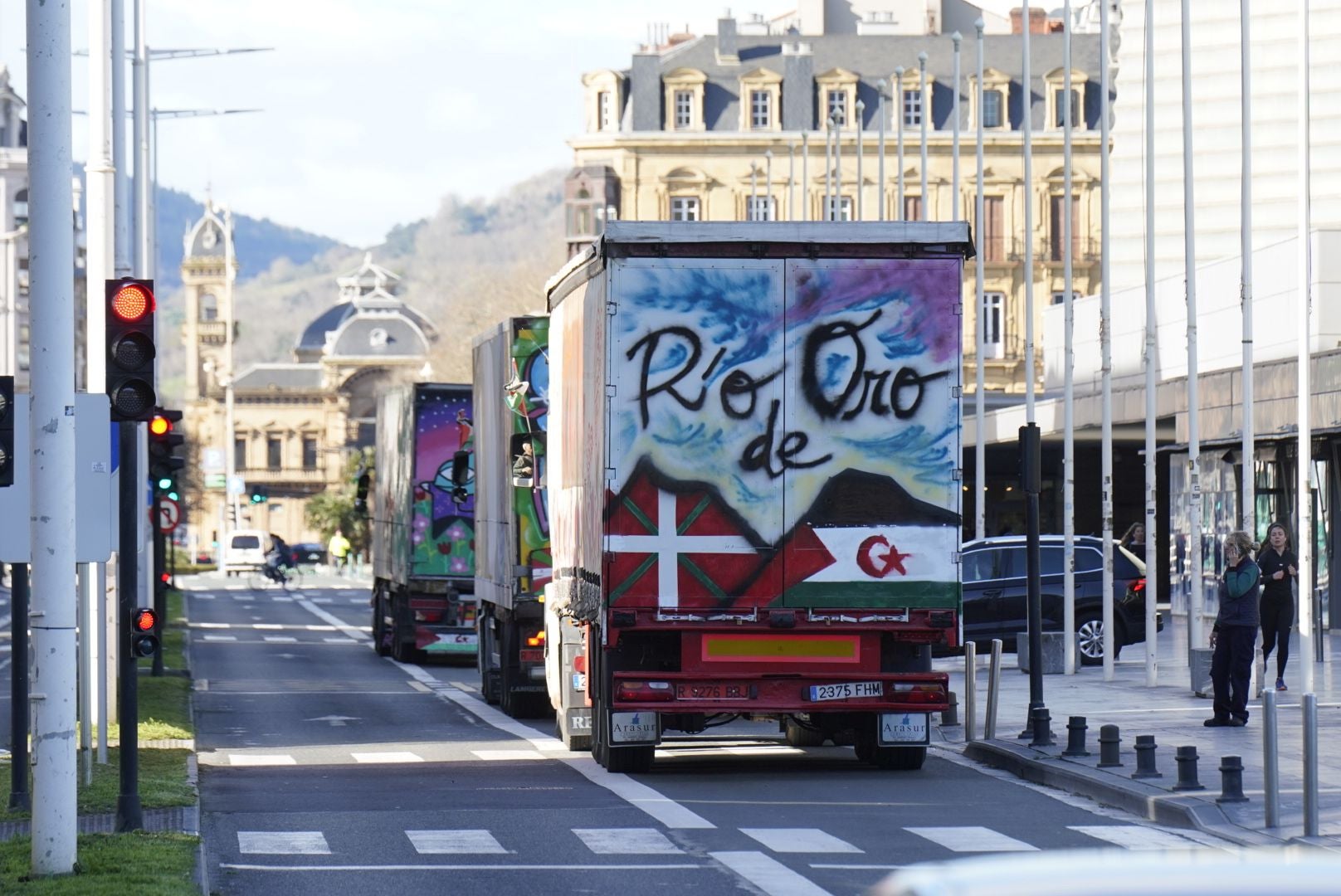 Una caravana a favor de los refugiados saharauis