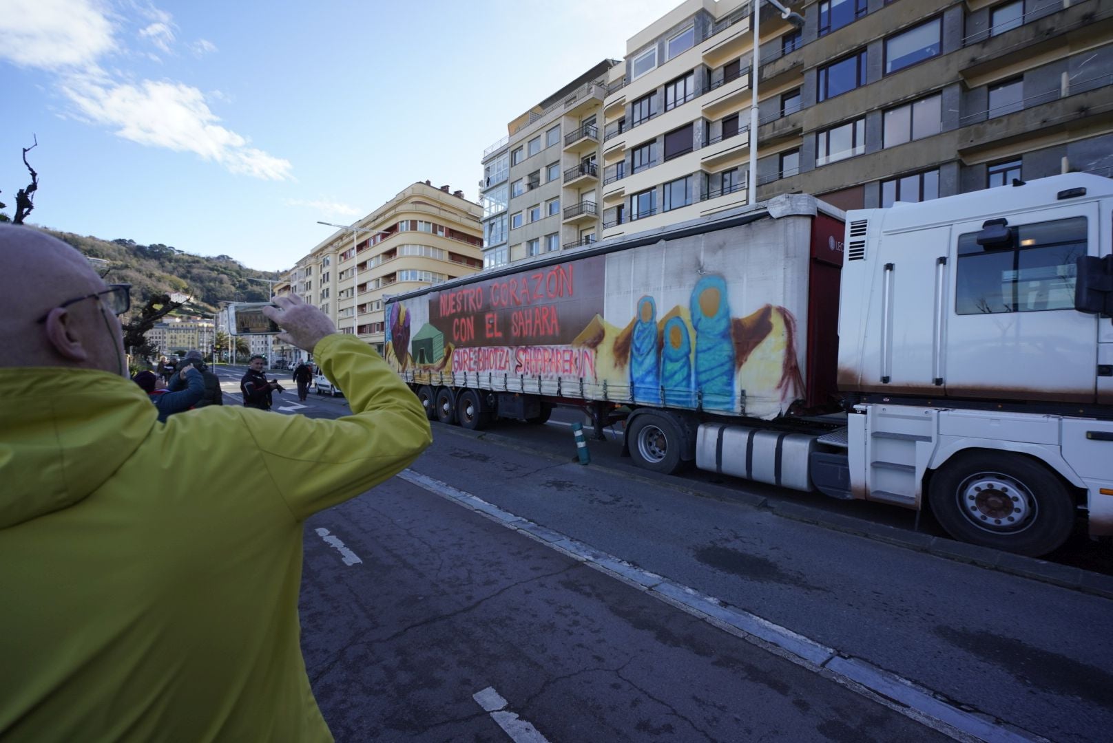Una caravana a favor de los refugiados saharauis