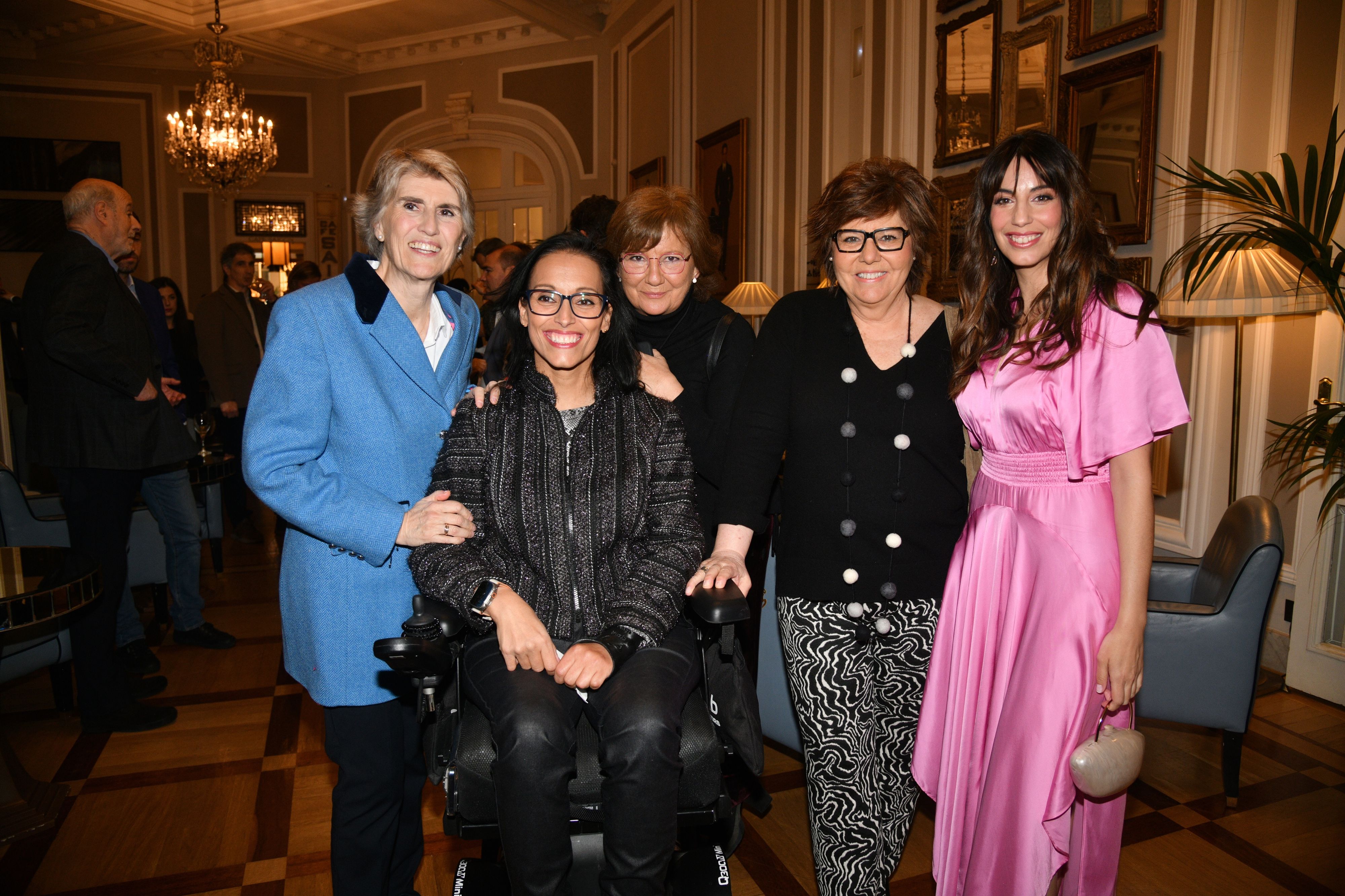 Paloma del Río, Teresa Perales, Olga Viza, María Escario y Almudena Cid.