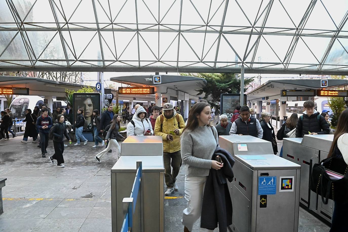 Estación del Topo de Easo a primera hora de la mañana. 