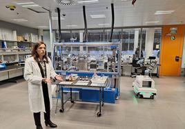 Aurora Mañas es la responsable del laboratorio que analiza agentes como el aceite para producir carburantes renovables.